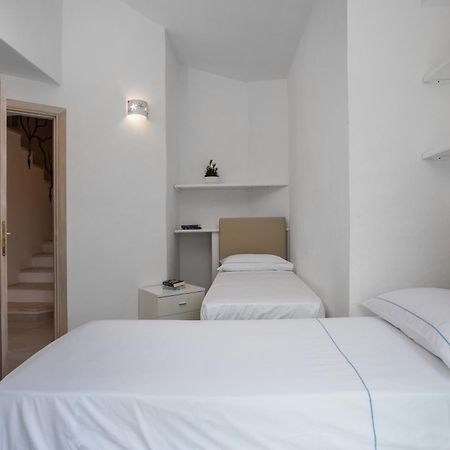 The Square Depandance Bed & Breakfast กันนิโจเน ภายนอก รูปภาพ