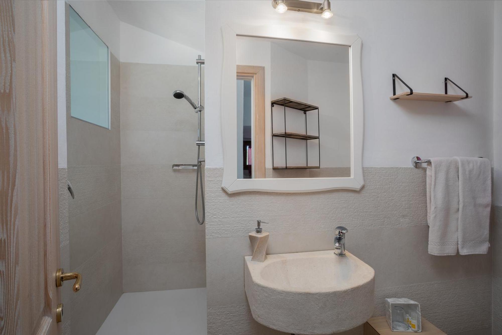 The Square Depandance Bed & Breakfast กันนิโจเน ภายนอก รูปภาพ